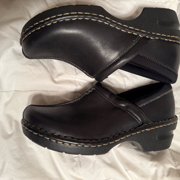 Eastland nusing clogs - Picture 3 of 5